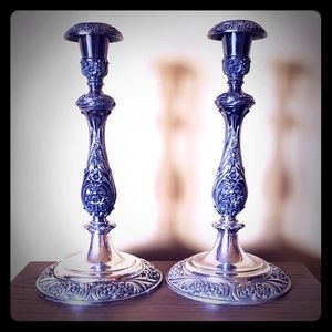 VINTAGE SILVERPLATED CANDLESTICKS